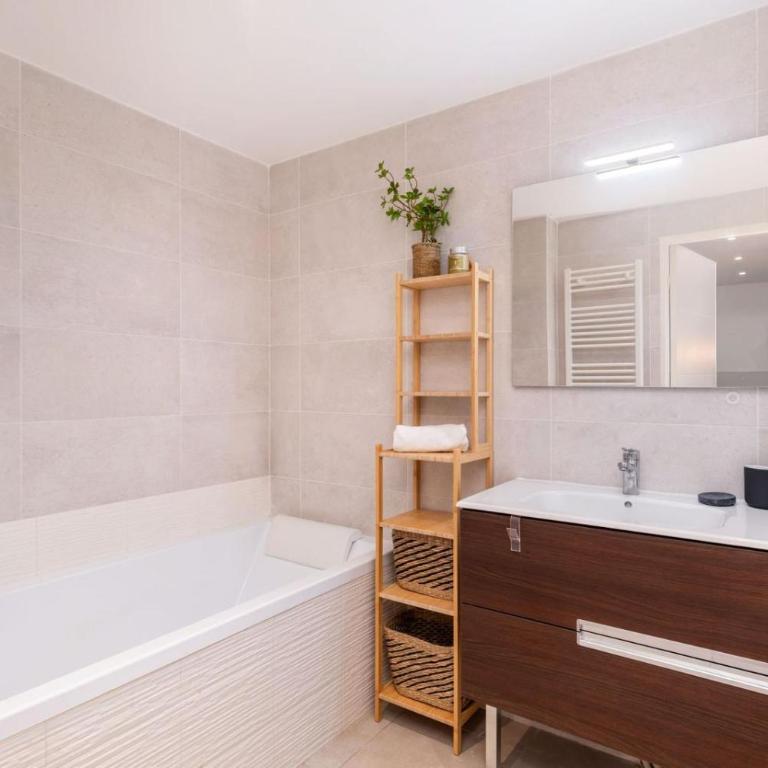 Bel appartement entre Confluence et Perrache - Apartamento de 1 dormitorio - 5