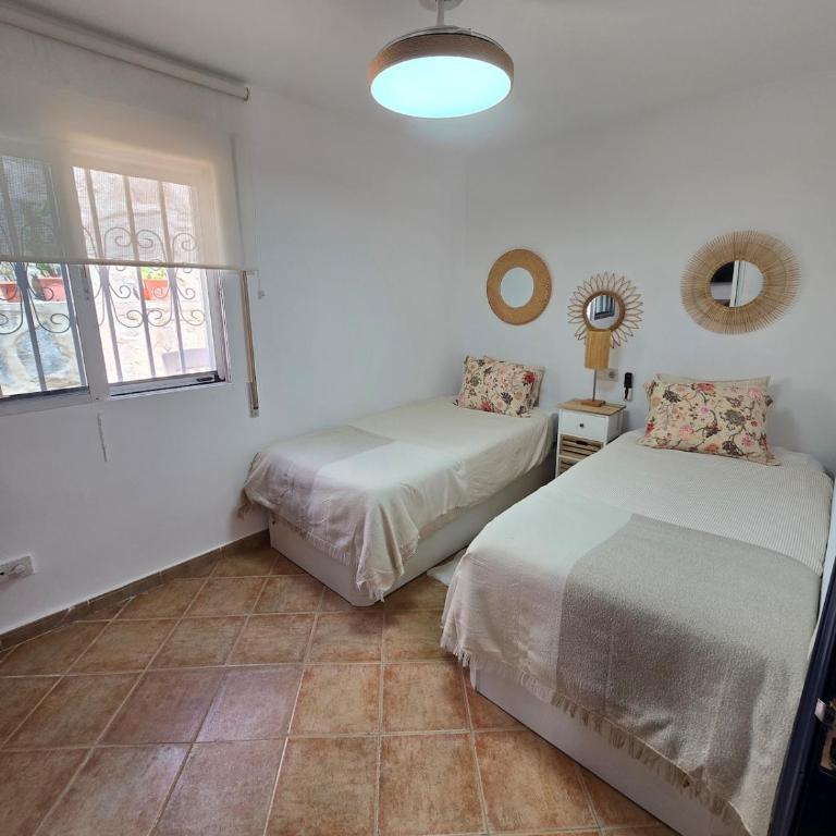 Bungalow Carola, Large private terrace, Puerto Rico - Casa de 3 dormitorios - 18