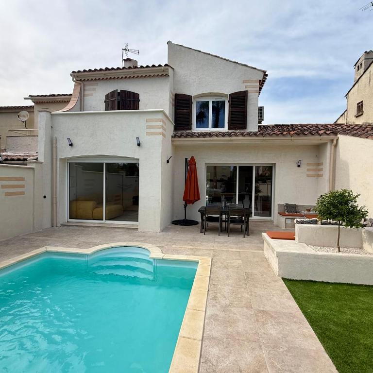 Magnifique villa moderne Piscine privée, À 900m de la mer, 8 couchages, 4 chambres, 2SDB, 2wc, Parking - Villa avec Piscine Privée - 4