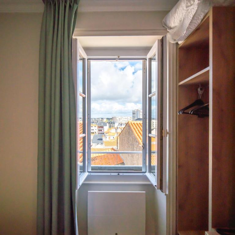 Hôtel Arc en Ciel et SPA Les Sables d'Olonne - Chambre Supérieure - 5