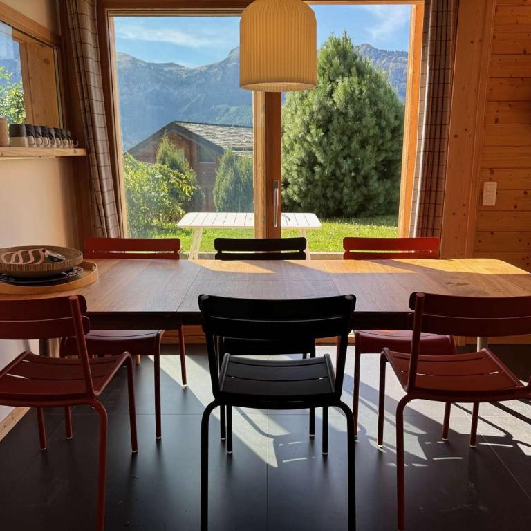 Chalet indépendant 8 pers, déco moderne, proche centre et remontées, terrasse sud-ouest - FR-1-572-32 - Chalet - 14