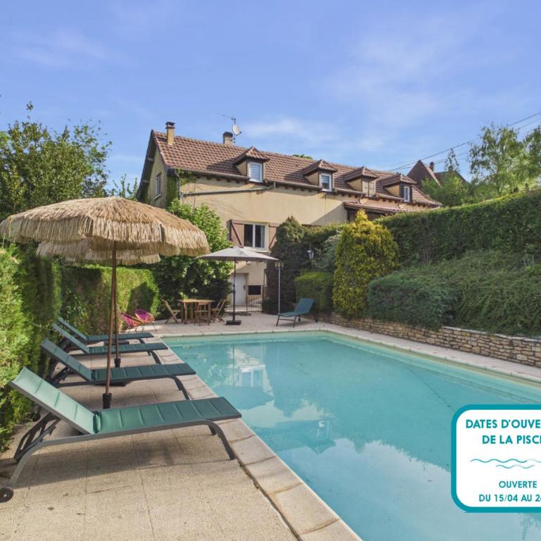 Grande maison familiale avec piscine pour 12 - Maison de Vacances - 2