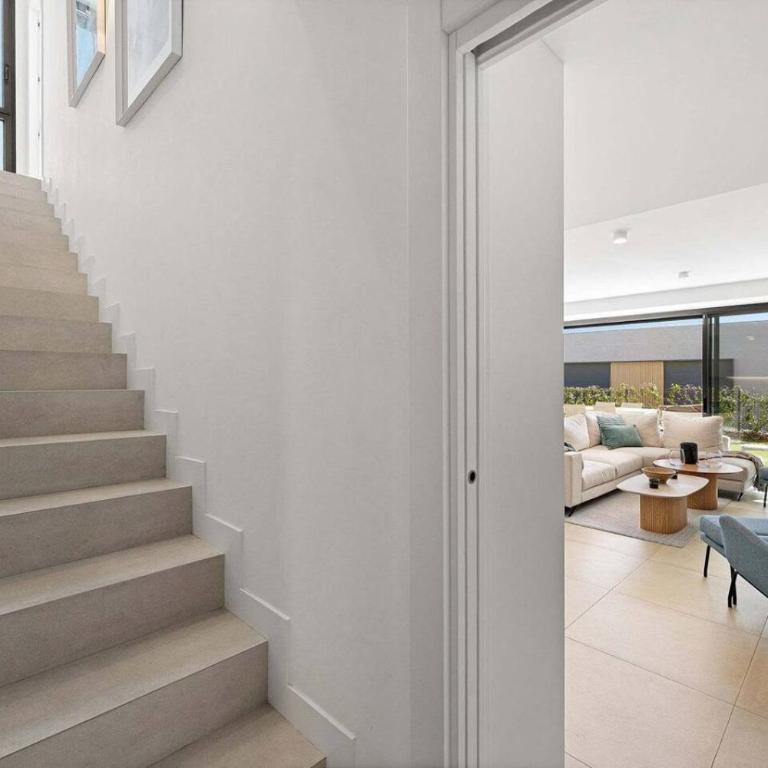 Luxury Family Apartment with 4 Bedrooms Pool and Stunning Views - Appartement - 13