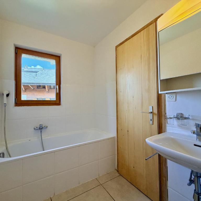 Gentianes G 010 - COSY apartment 8 pers - Apartment with Mountain View - 24