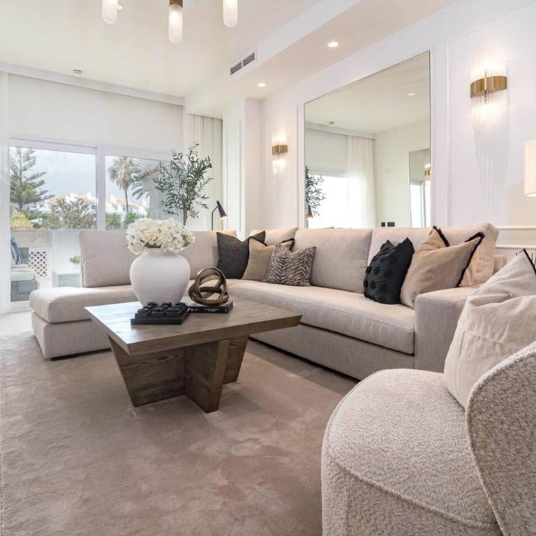Luxury 1 bedroom apartment in urb, Royal Garden - Apartamento - 20