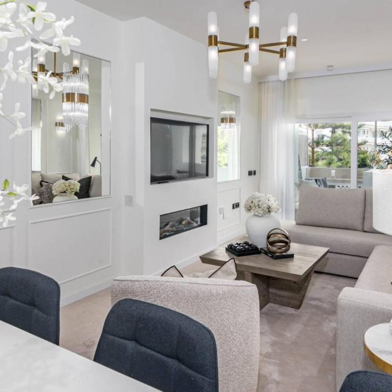 Luxury 1 bedroom apartment in urb, Royal Garden - Apartamento - 21