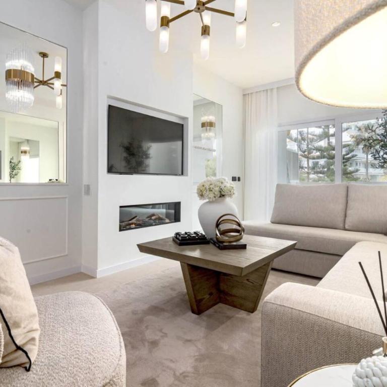 Luxury 1 bedroom apartment in urb, Royal Garden - Apartamento - 23