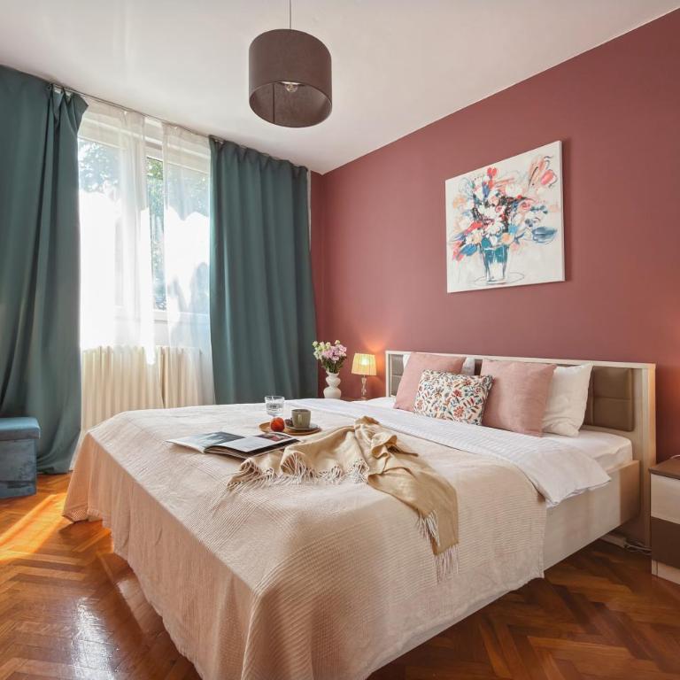 Vintage charm by Republic Square - French balcony - Apartman sa 1 Spavaćom Sobom - 9