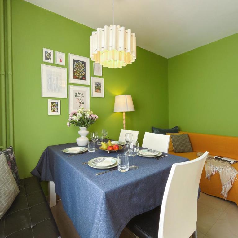 Vintage charm by Republic Square - French balcony - Apartman sa 1 Spavaćom Sobom - 21
