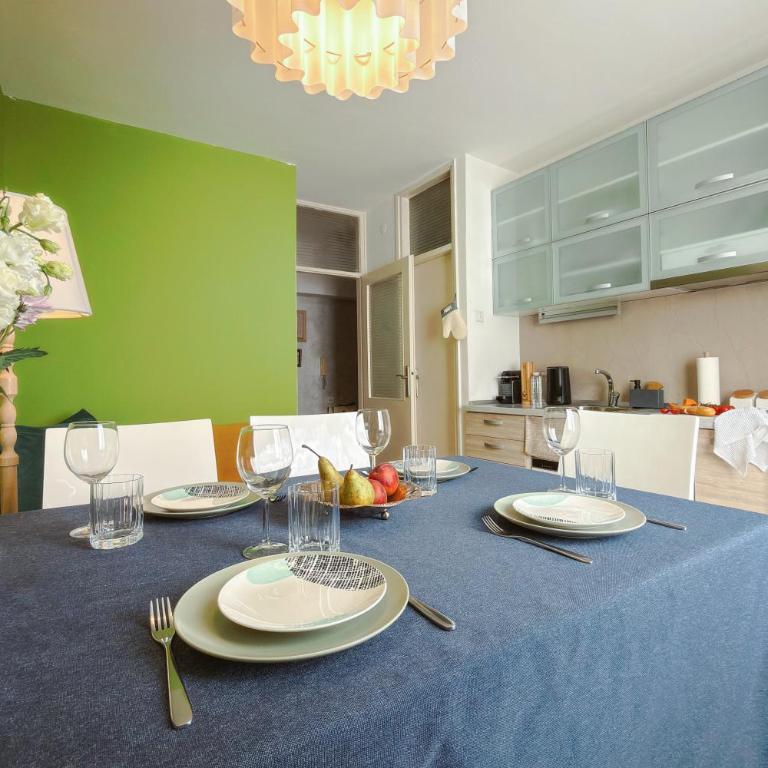 Vintage charm by Republic Square - French balcony - Apartman sa 1 Spavaćom Sobom - 22