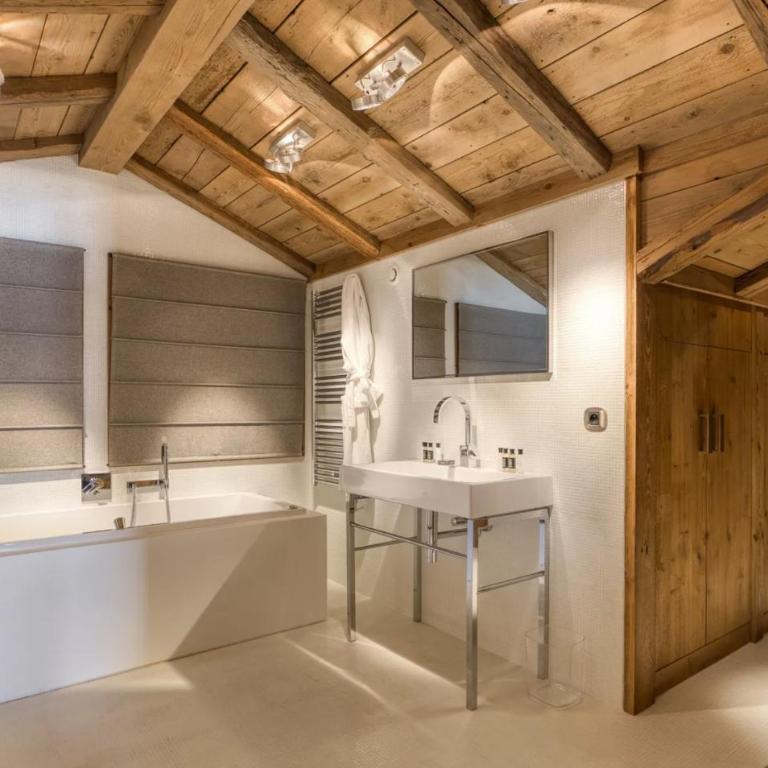 Generous Chalet In Courchevel - Chalet - 5