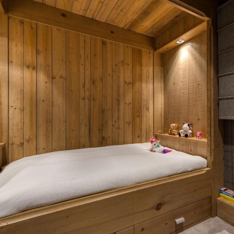 Generous Chalet In Courchevel - Chalet - 13