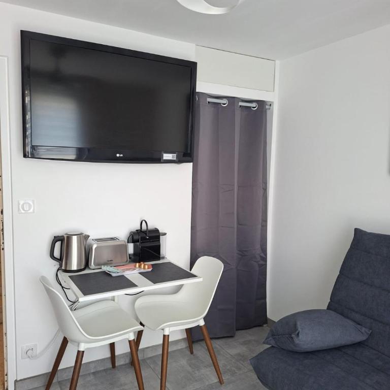 Superbe studio entièrement refait à neuf - Appartamento con 1 Camera da Letto - 6