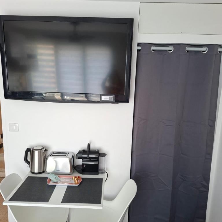 Superbe studio entièrement refait à neuf - Appartamento con 1 Camera da Letto - 7