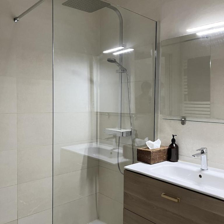 Stylish apartment, Lyon 6 - popular area - Apartamento de 1 dormitorio - 4