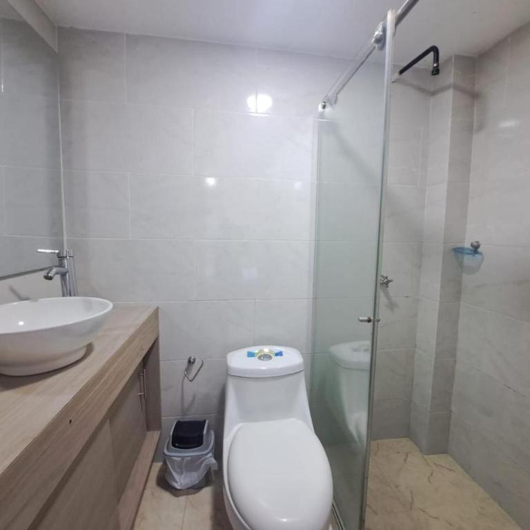 Hermoso apartamento en caribe campestre - Three-Bedroom Apartment - 11