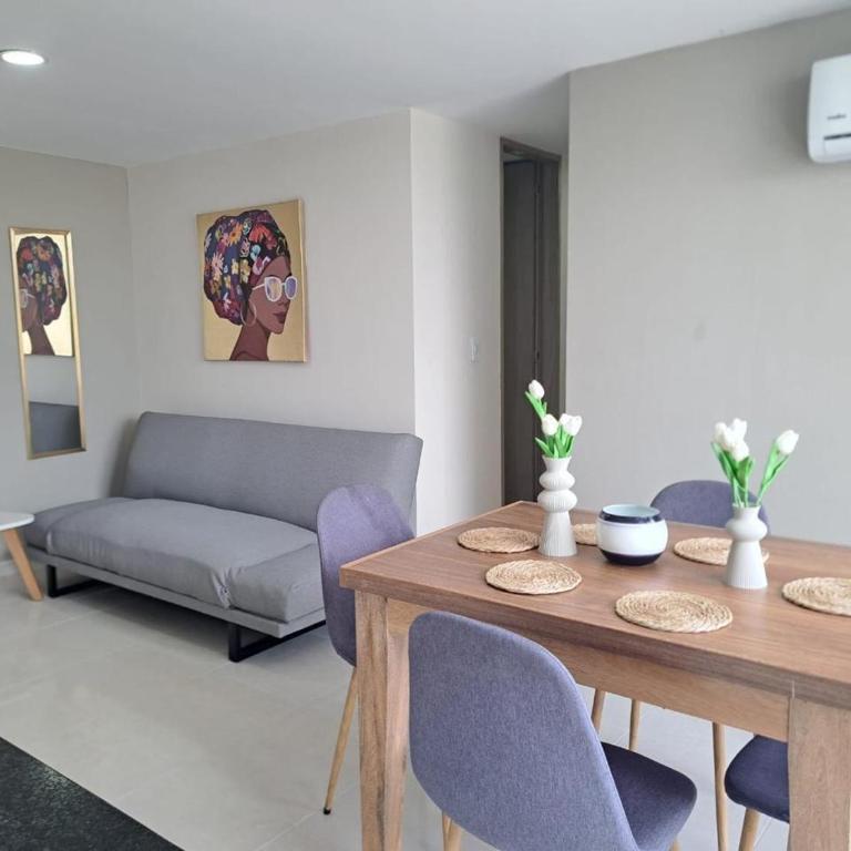 Hermoso apartamento en caribe campestre - Three-Bedroom Apartment - 4