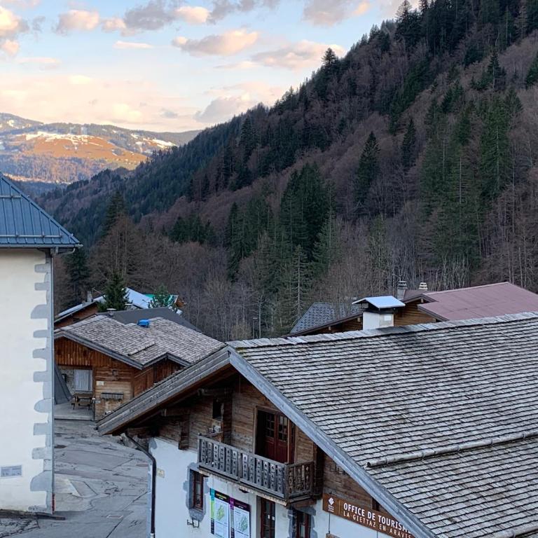 Appart T3 cosy cœur La Giettaz - Appartement 2 Chambres avec Vue sur la Montagne - 34
