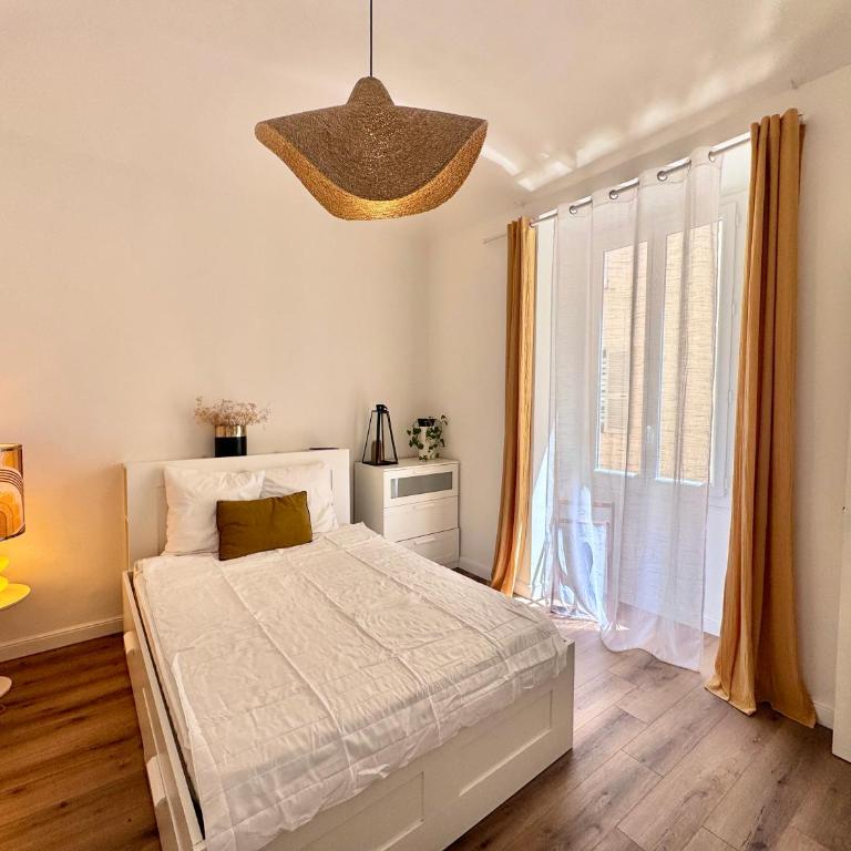 Appartement 2 chambres cours napoleon - Appartement - 15
