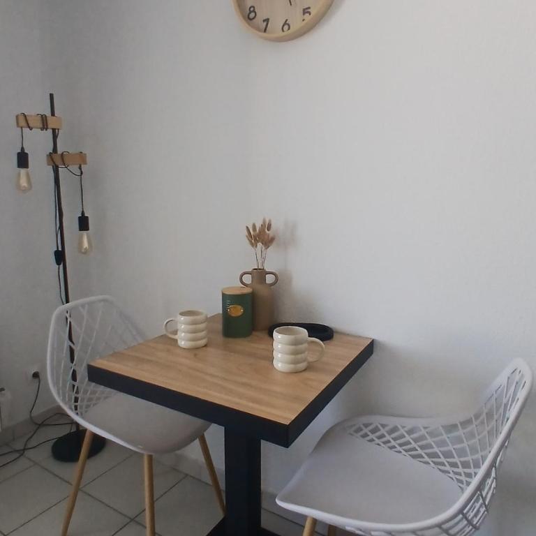 Mediterranean cocoon parking loggia washing machine - Appartement 1 Chambre - 20