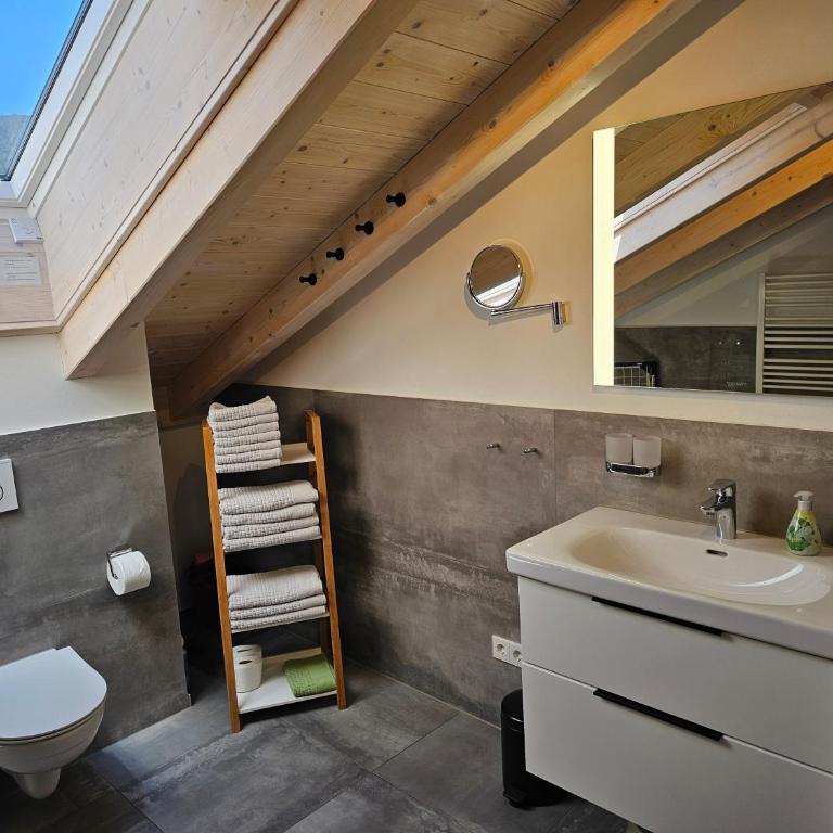 Ferienwohnung Gelb - Chiemgau Karte - Apartment mit Blick auf die Berge - 20
