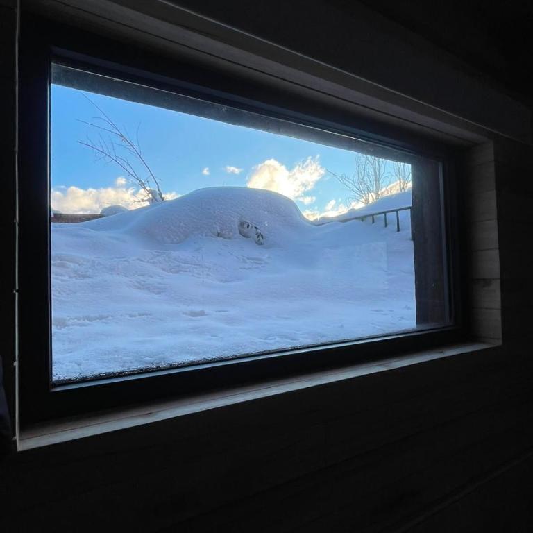 Tiny Under Chalet - One-Bedroom Apartment with Garden View - 27
