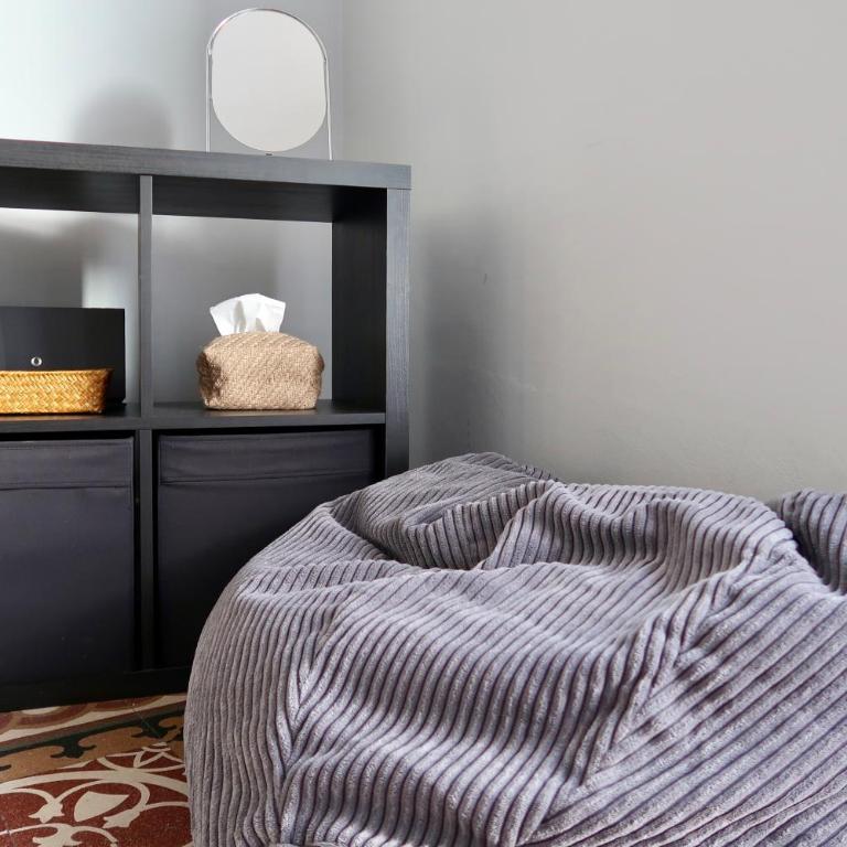 Cozy Esthers Room T with Balcony - Double Room - 13