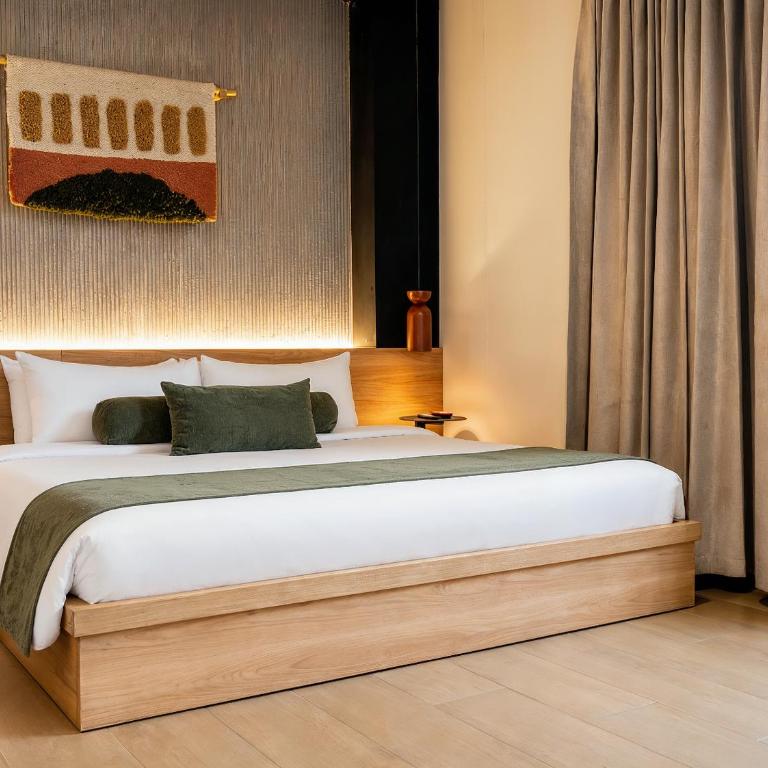 Hunters Hotel Medellin - Superior Double Room - 14
