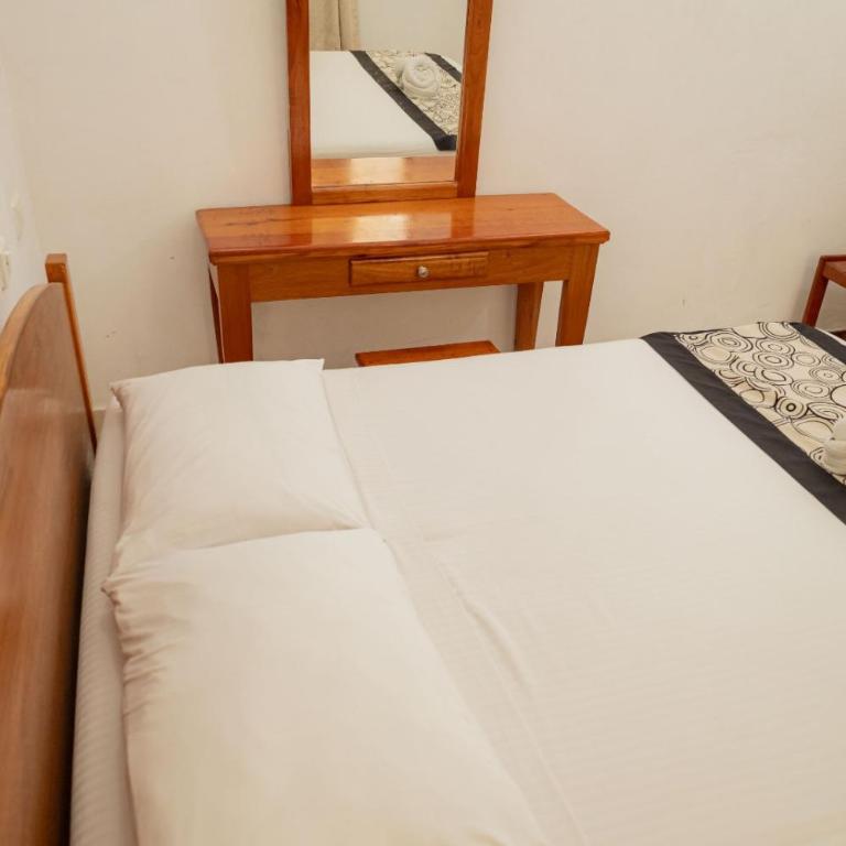 Hotel Las Palmas en Laurel - Habitación Doble - 6
