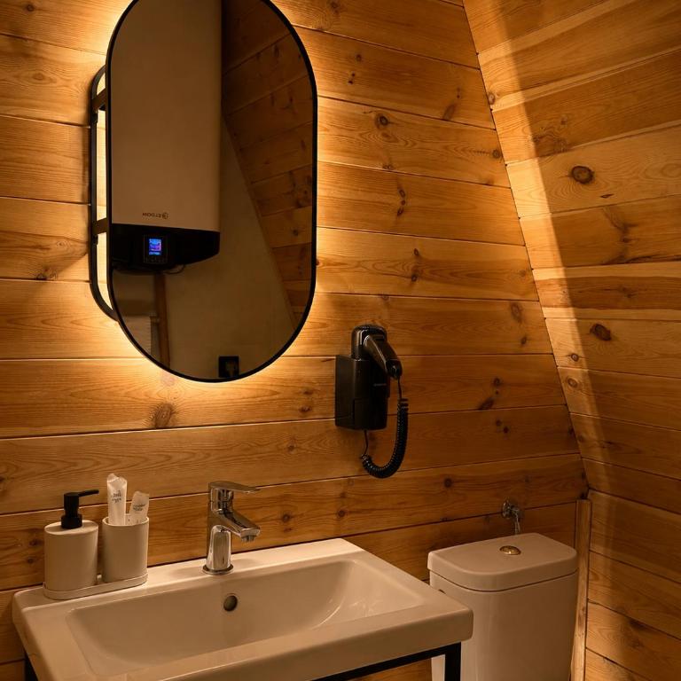 Horizons by PeaksView Chalets - One-Bedroom Chalet - 14