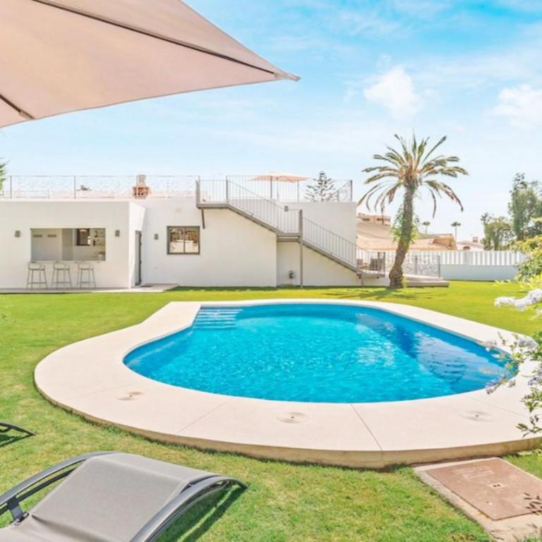Villa Levante de una planta a 400 m de la playa - Villa - 1