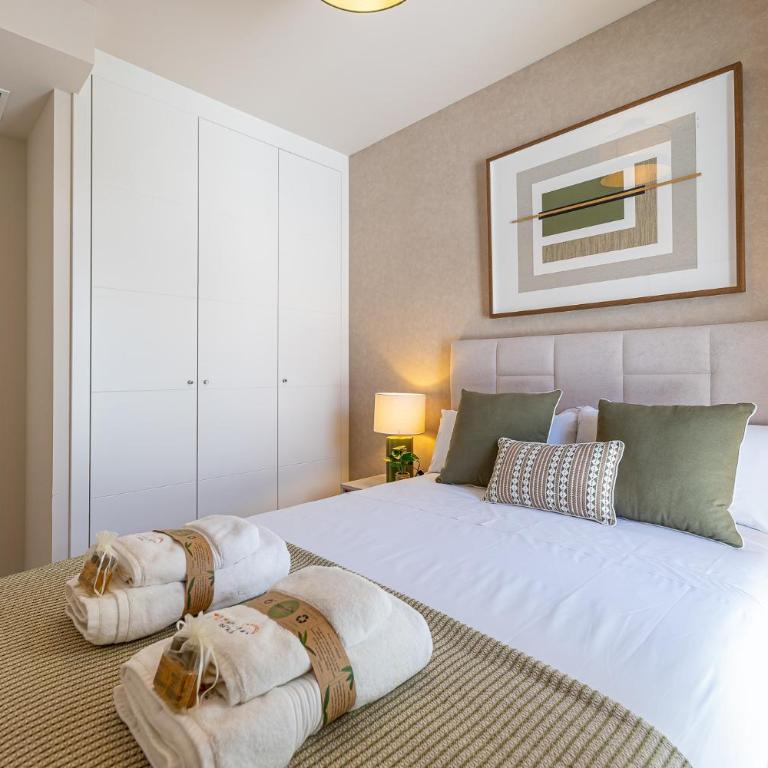 797 HOLIDAY RENTALS - Lujoso piso con piscina privada - Apartamento Deluxe de 2 dormitorios con balcón - 16