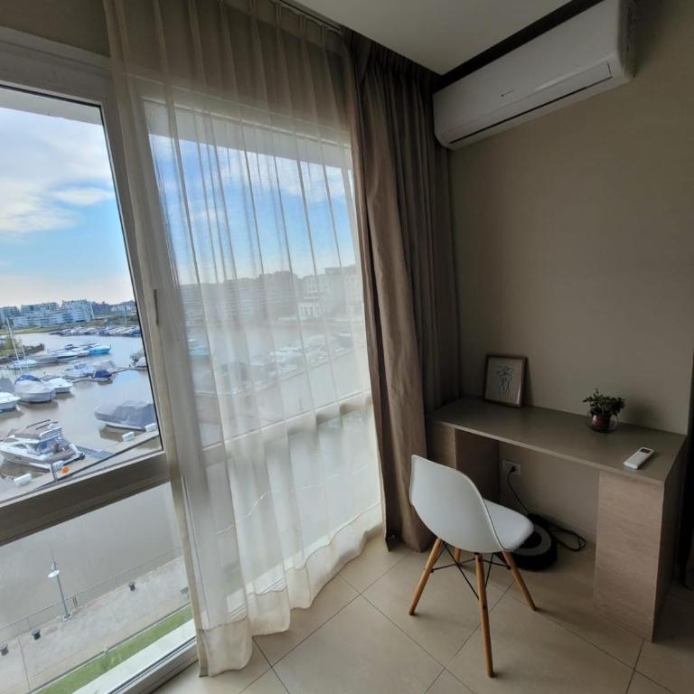 Bahia Nordelta Loft apart Departamento temporal con vista al rio - One-Bedroom Apartment - 9