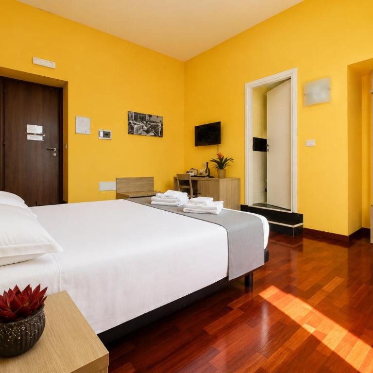 The Guesthouse - Camera Matrimoniale con Bagno Privato - 10