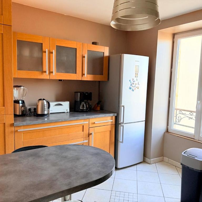 Downtown duplex - Saint-Nicolas - 10 guests - Apartment - 11