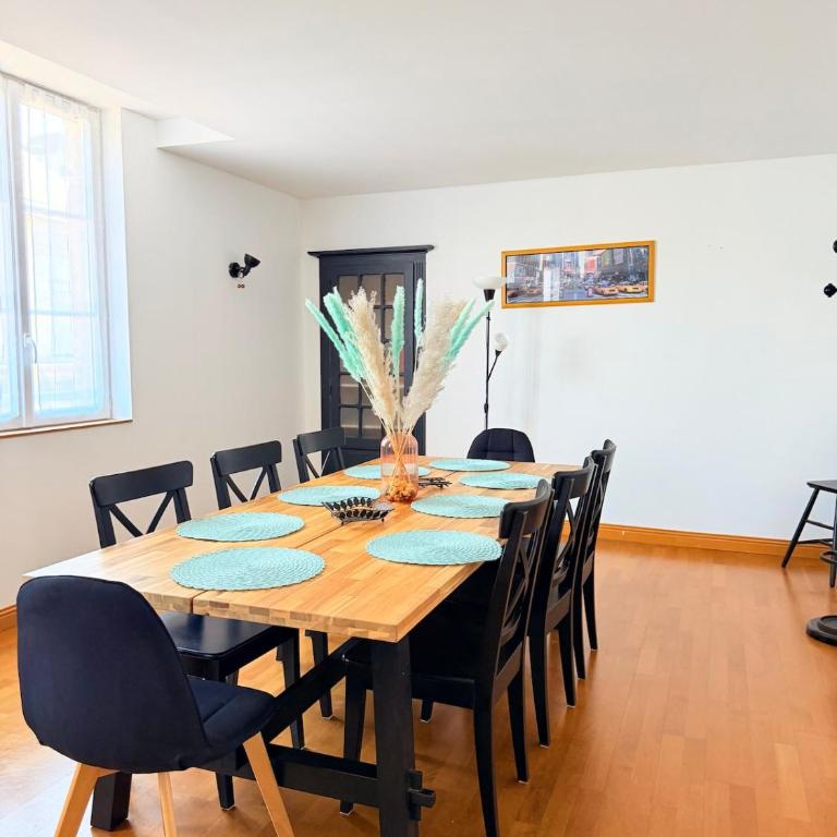 Downtown duplex - Saint-Nicolas - 10 guests - Apartment - 23