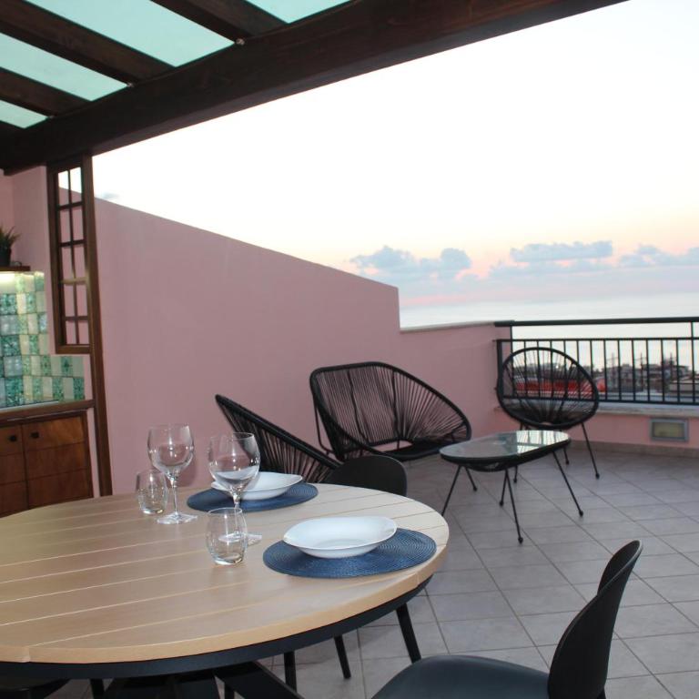 Senia Loft - Apartment mit 2 Schlafzimmern, Terrasse und Meerblick - 2
