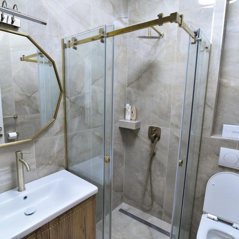 Dream Palace 5 - Deluks Soba sa Bračnim Krevetom (Queen-size) - 5