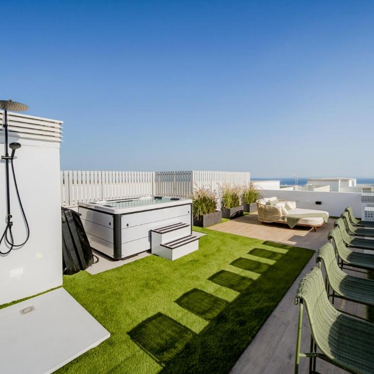 Duplex Penthouse Rooftop Jacuzzi Terrace Views - Apartamento de 2 dormitorios con terraza y vistas al mar - 24