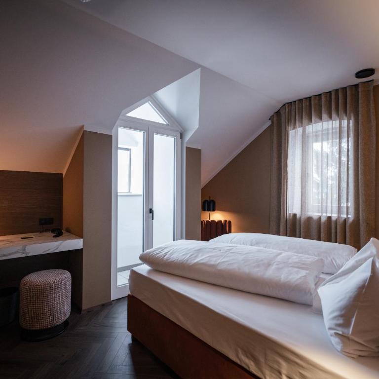 B&B La Villetta, adults only - Camera Matrimoniale Deluxe con Doccia - 4