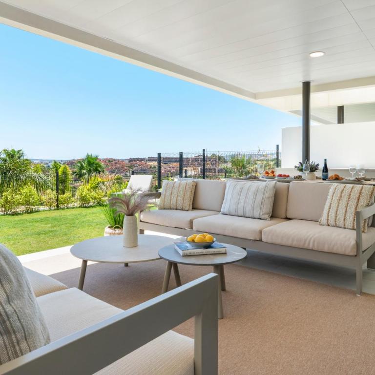 Camarate Hills Luxury Garden Pool View Apartment - Apartamento de 2 dormitorios con vistas al jardín - 20