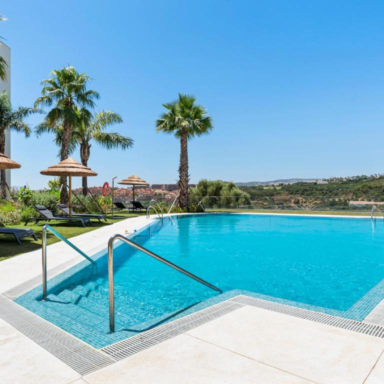 Camarate Hills Luxury Garden Pool View Apartment - Apartamento de 2 dormitorios con vistas al jardín - 22