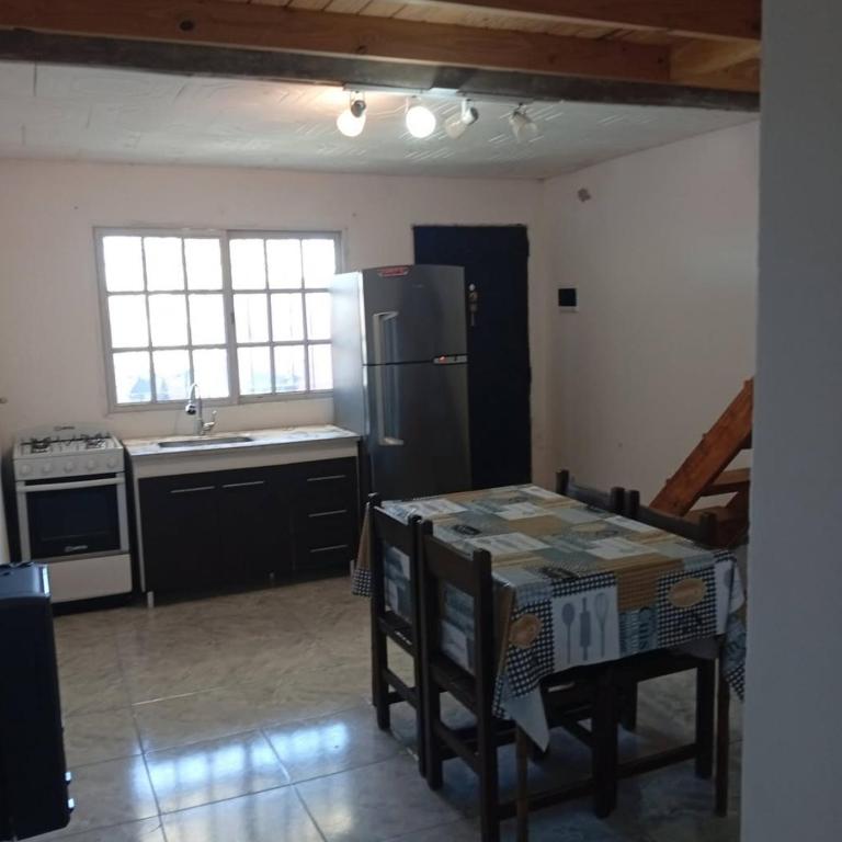Hospedaje Magno Casa Completa Con Pileta Parrilla Frente A La Laguna Chascomus - Casa de 2 dormitorios - 5