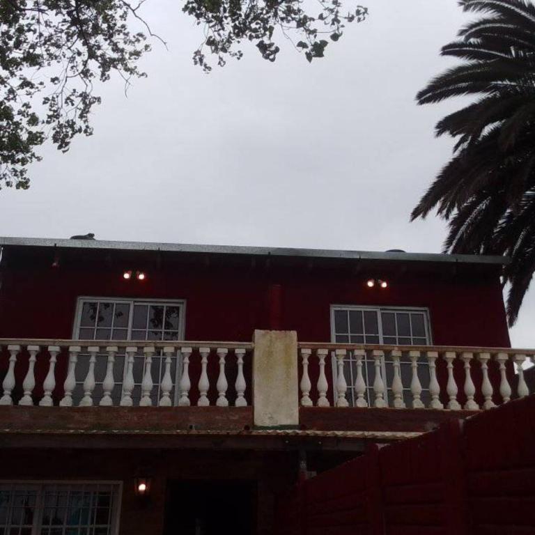 Hospedaje Magno Casa Completa Con Pileta Parrilla Frente A La Laguna Chascomus - Casa de 2 dormitorios - 9