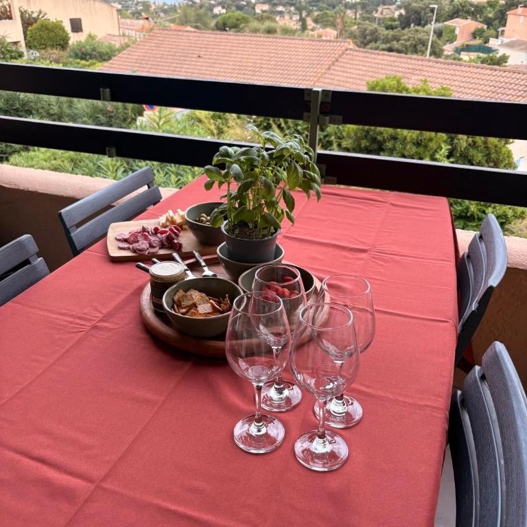 Les Villas de Cavalaire - Vue mer et Piscine - Appartement 2 Chambres - 11