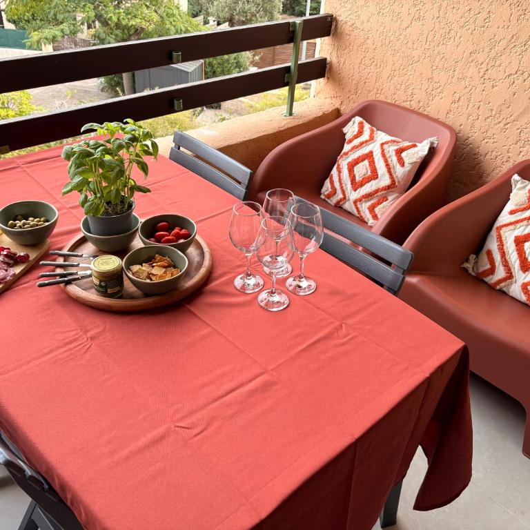 Les Villas de Cavalaire - Vue mer et Piscine - Appartement 2 Chambres - 12