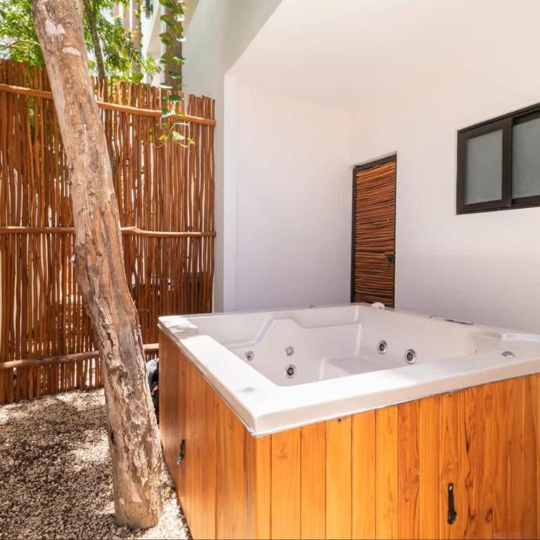 Luxury Stay with Private Jacuzzi by Otium - Apartamento - 13