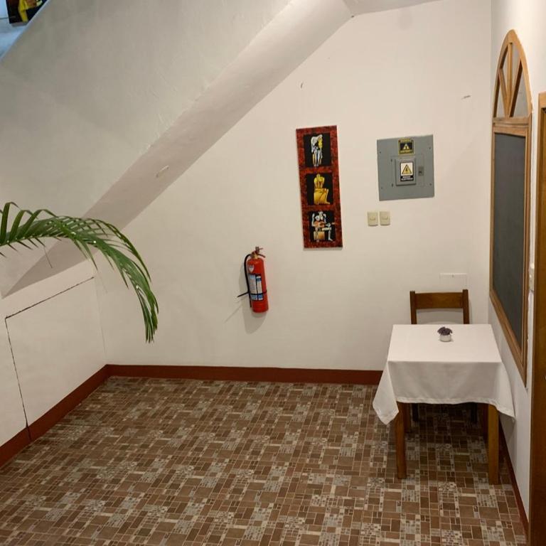 La Perla Hotel - Double or Twin Room - 6