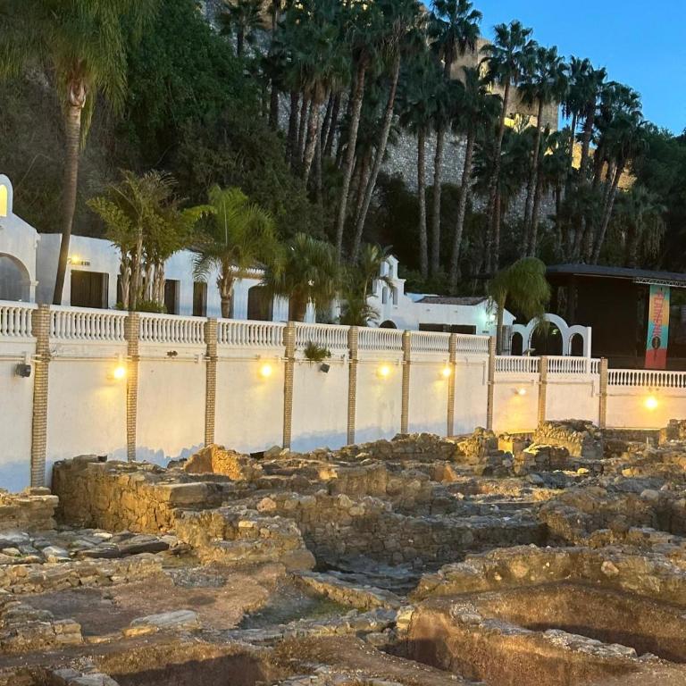 Luxury villa - short walk to beach and city - Casa de 4 dormitorios - 10
