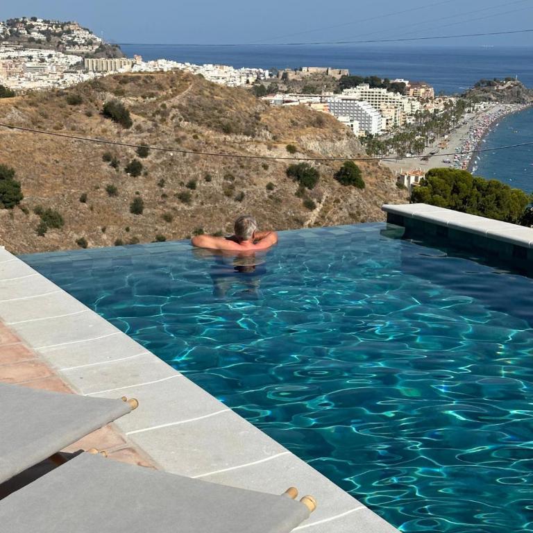 Luxury villa - short walk to beach and city - Casa de 4 dormitorios - 47